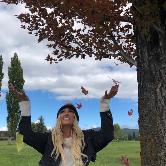 Meet your Posher, Sasha - Picture 1 of 1